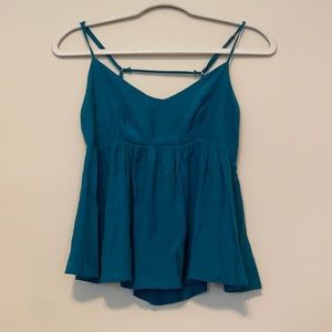 Turquoise spaghetti strap tank top 💚💙
